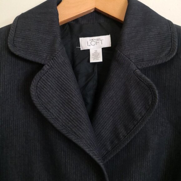 Like New LOFT Cotton Blend Pinstripe Peplum Blazer Black/Gray Size 10 - Picture 2 of 6